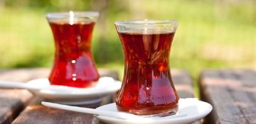 Bəlkə bir çay içək? - Elmira Kənan yazır