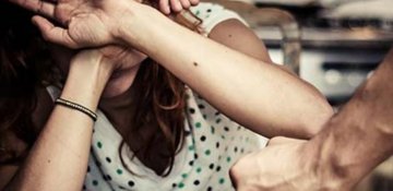 Polisin keçmiş həyat yoldaşı