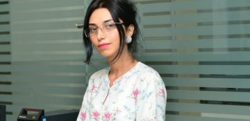 Təklik, içki, qadın və...